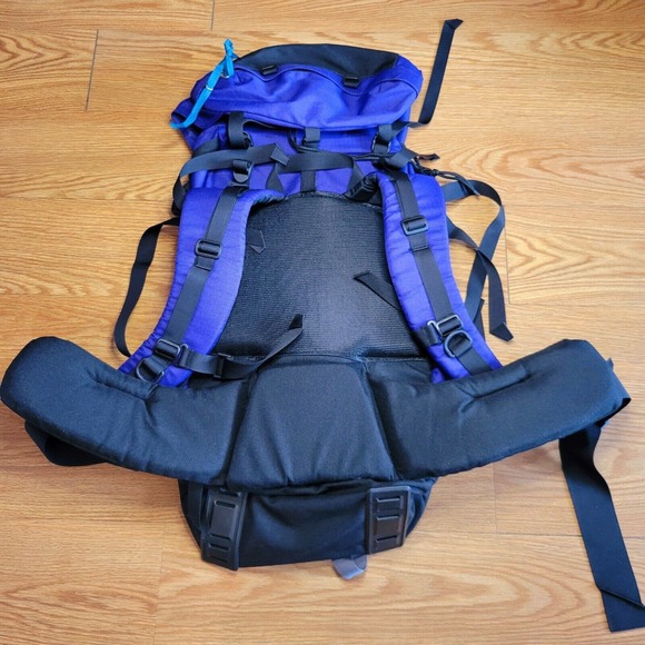 Kelty Women\'s Cornice Hiking Camping Backpack Size Medium Purple/Black main image 15